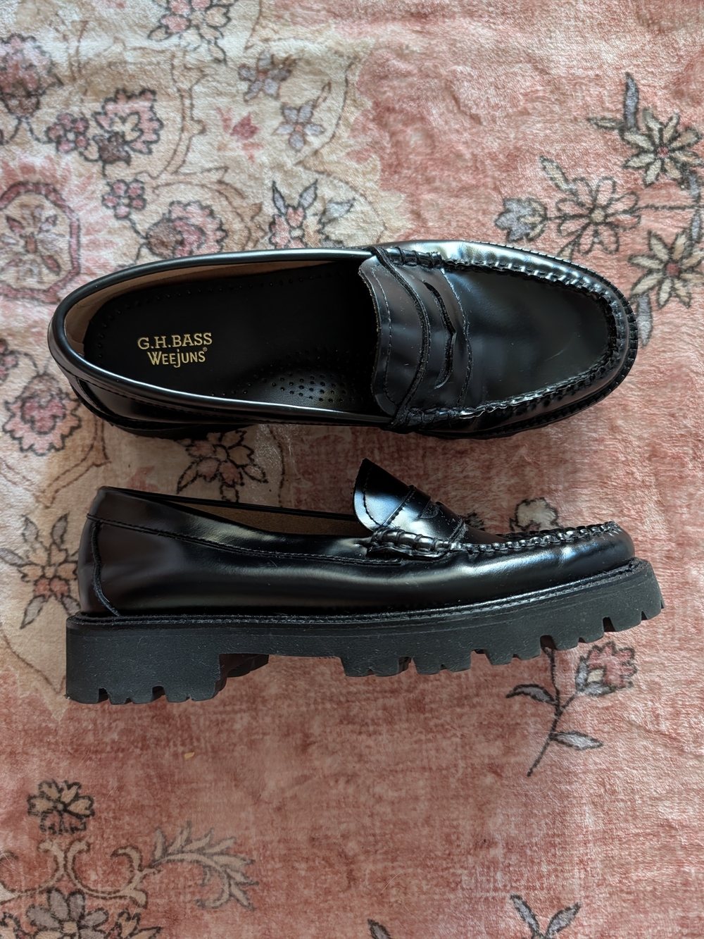 G.H. Bass & Co. Weejuns Black Lug Sole Loafers